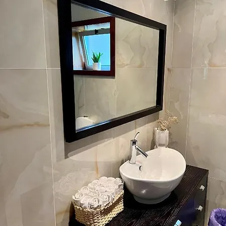 Do Monte Γκιμαράες