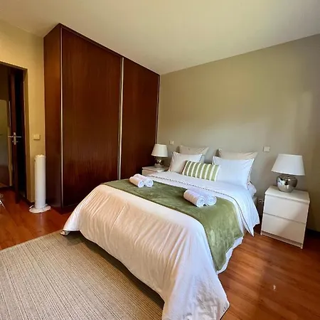 Βίλα Do Monte Γκιμαράες