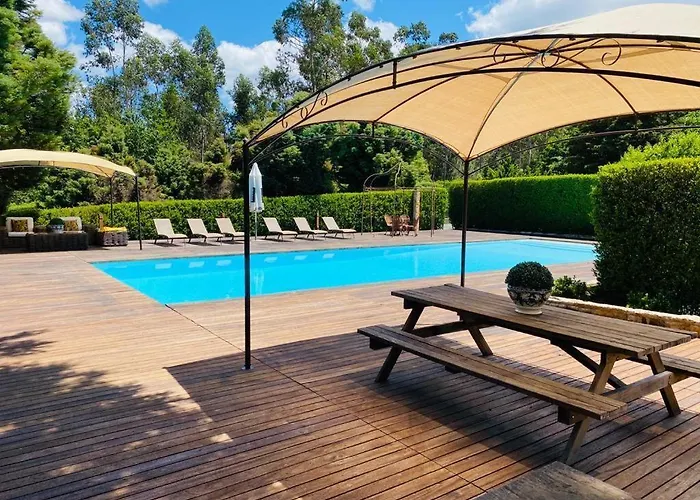 Do Monte Villa Guimarães