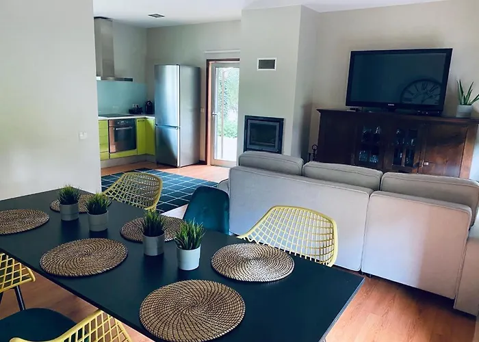 Villa Do Monte Guimarães